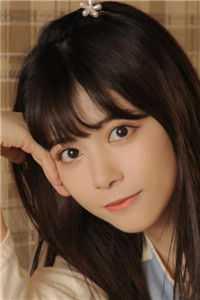 裴显莫笙